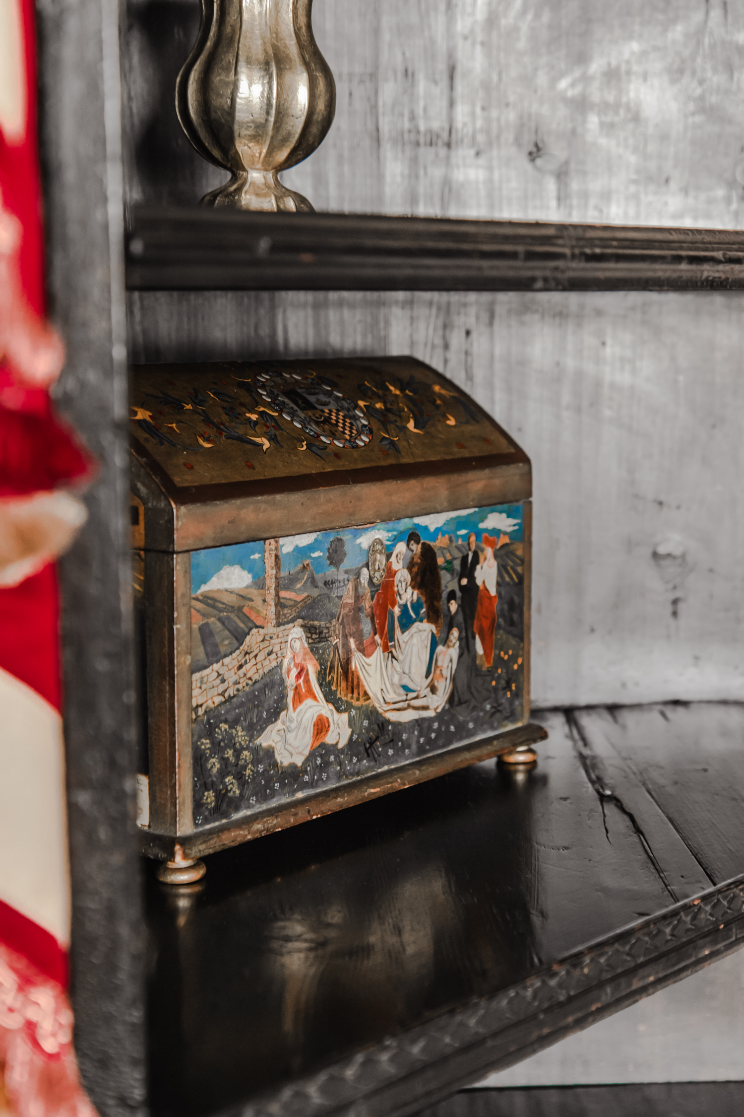 gotischer Salon im Schloss Mönchstein